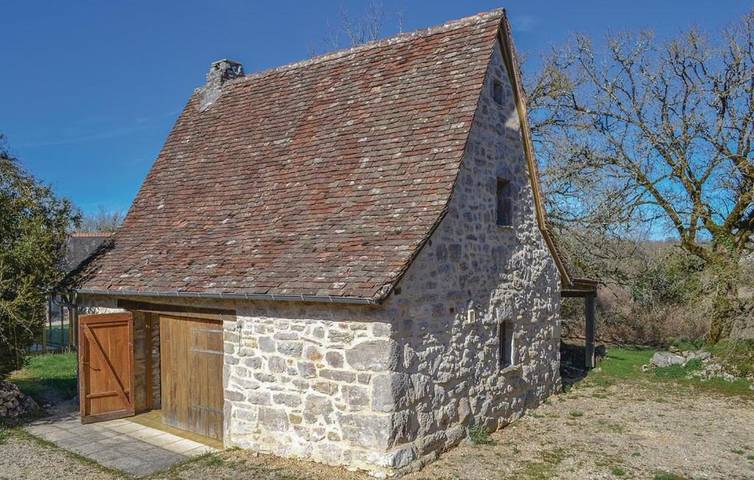 Location de vacances pour 2 personnes, avec Terrasse et Piscine à Padirac