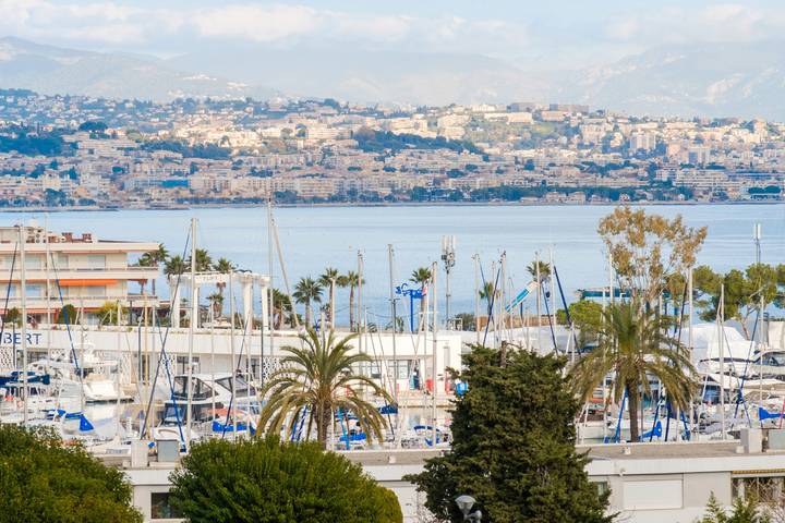 Holiday rental for 4 people, with balcony in Villeneuve-Loubet