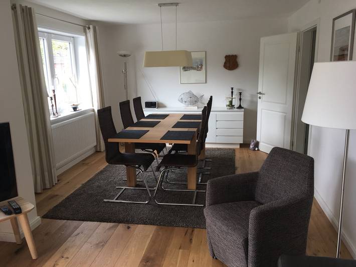 Ferienhaus 'Föhrrückt' mit gemeinsamer Terrasse, gemeinsamem Garten und Wi-Fi in Wyk auf Föhr (Stadt), Wyk auf Föhr