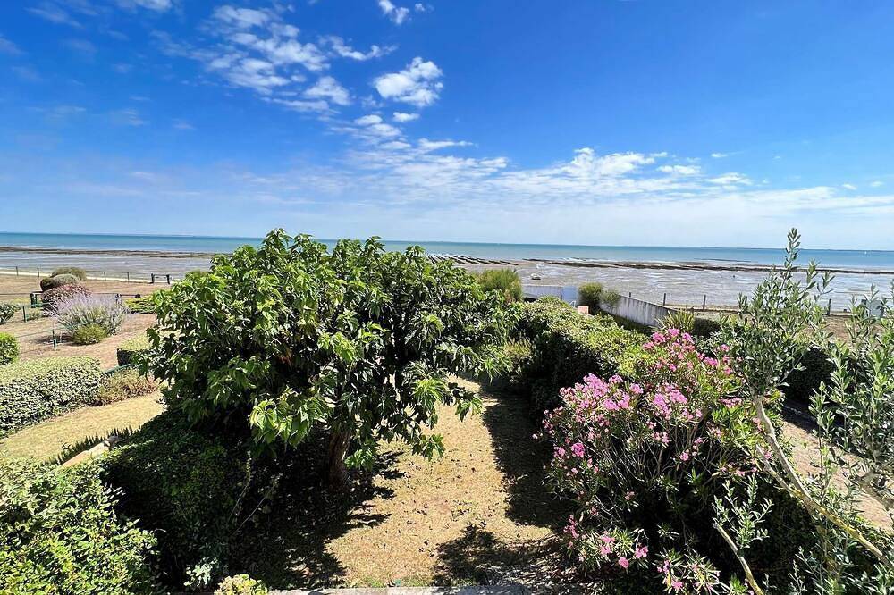 Casa vacanza a La Flotte a partire da 594€ a notte