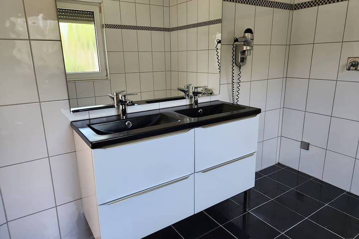 Ferienhaus für 4 Personen, mit Sauna und Garten, mit Haustier in Grambin - 4