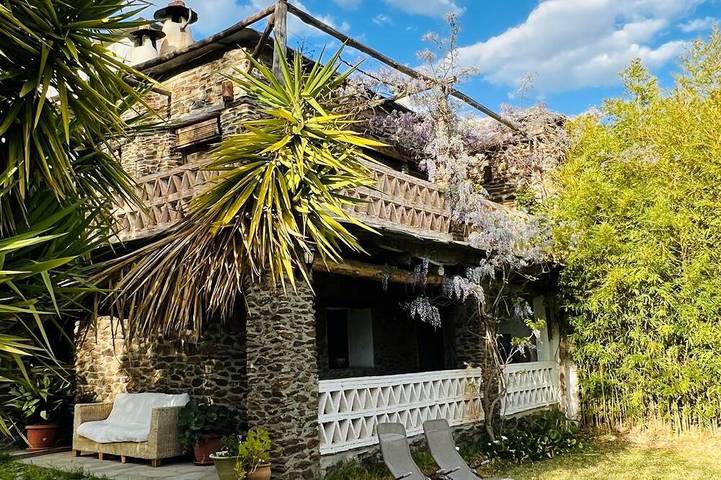 Casa de vacaciones para 2 personas, con piscina y jardín en La Taha