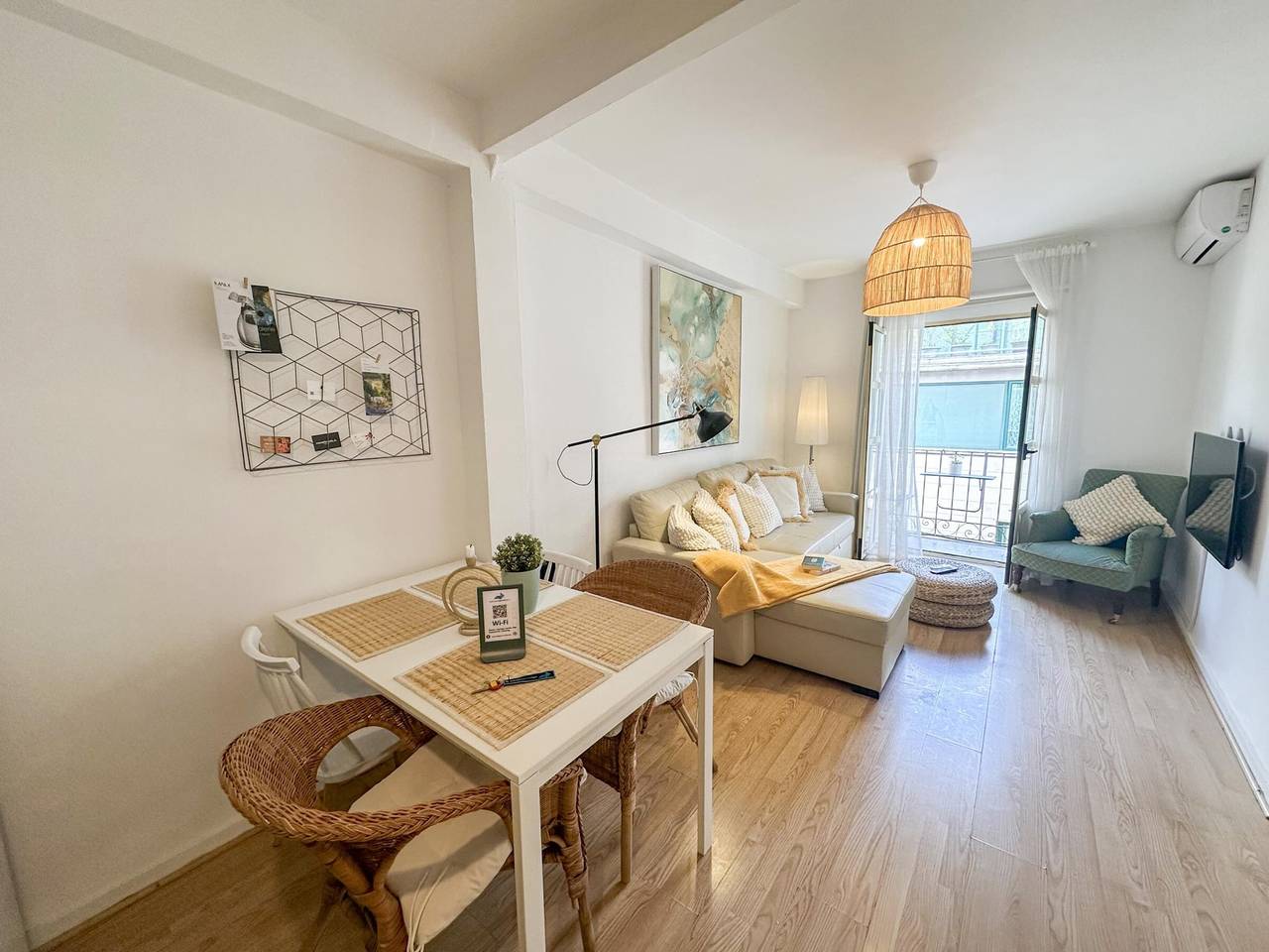 Appartement entier, Appartement lumineux 2 chambres avec vue cathédrale à Málaga in Malaga Centro Historico, Malaga