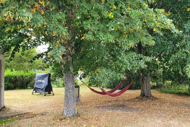 Location de vacances pour 6 personnes, avec jardin à Saint-Michel-Escalus