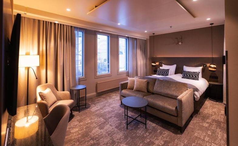 Hotel para 3 personas, con sauna además de terraza y piscina - 1
