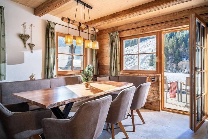 Blockhütte für 8 Personen, mit Whirlpool und Sauna