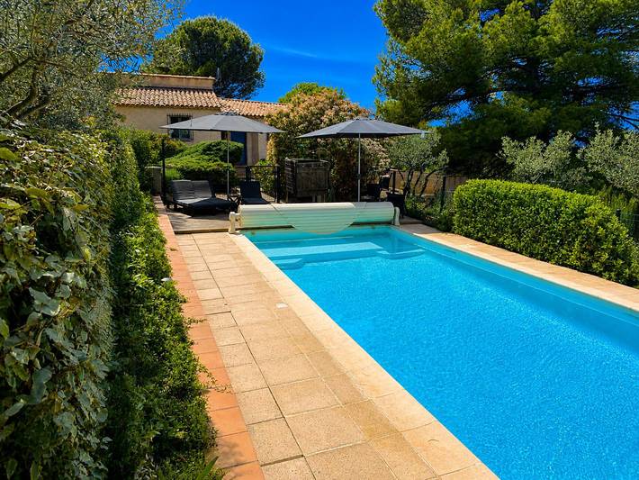 Gîte pour 5 personnes, avec piscine à Aups - 2