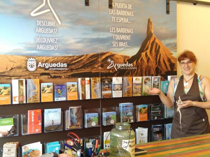 Gîte pour 4 personnes, avec terrasse et vue à Arguedas - 4