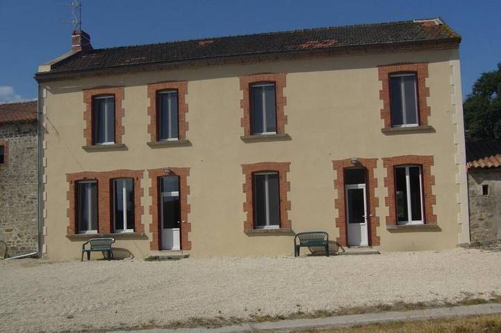 Le Petit Gîte - Lathus-Saint-Remy in Lathus-Saint-Rémy, Vienne