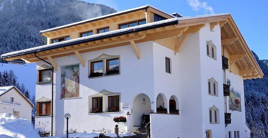 Appart’hôtel pour 2 personnes, avec piscine ainsi que jacuzzi et jardin