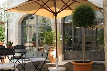 Chambre d’hôte pour 2 personnes, avec jacuzzi et piscine ainsi que balcon et sauna à Marsolan