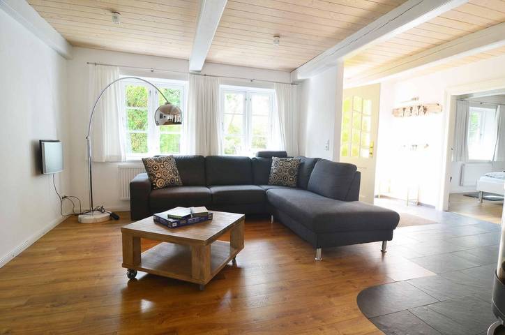 Ferienwohnung für 6 Personen, mit Terrasse und Garten - 1