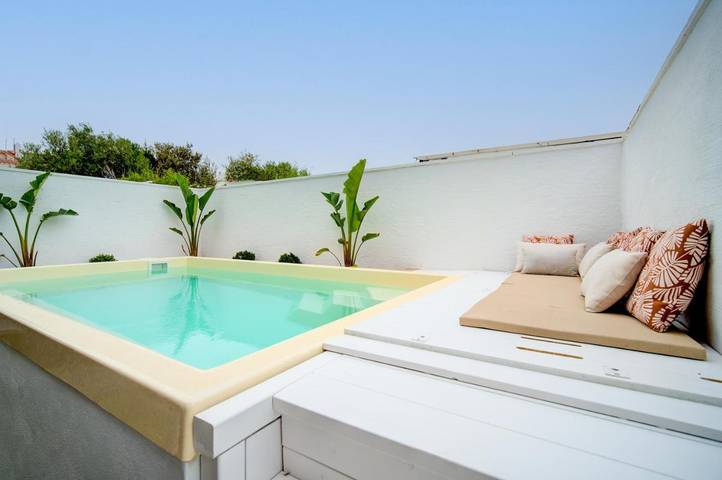 Casa de vacaciones para 6 personas, con jardín además de piscina y vistas, Se admiten mascotas en Menorca - 2