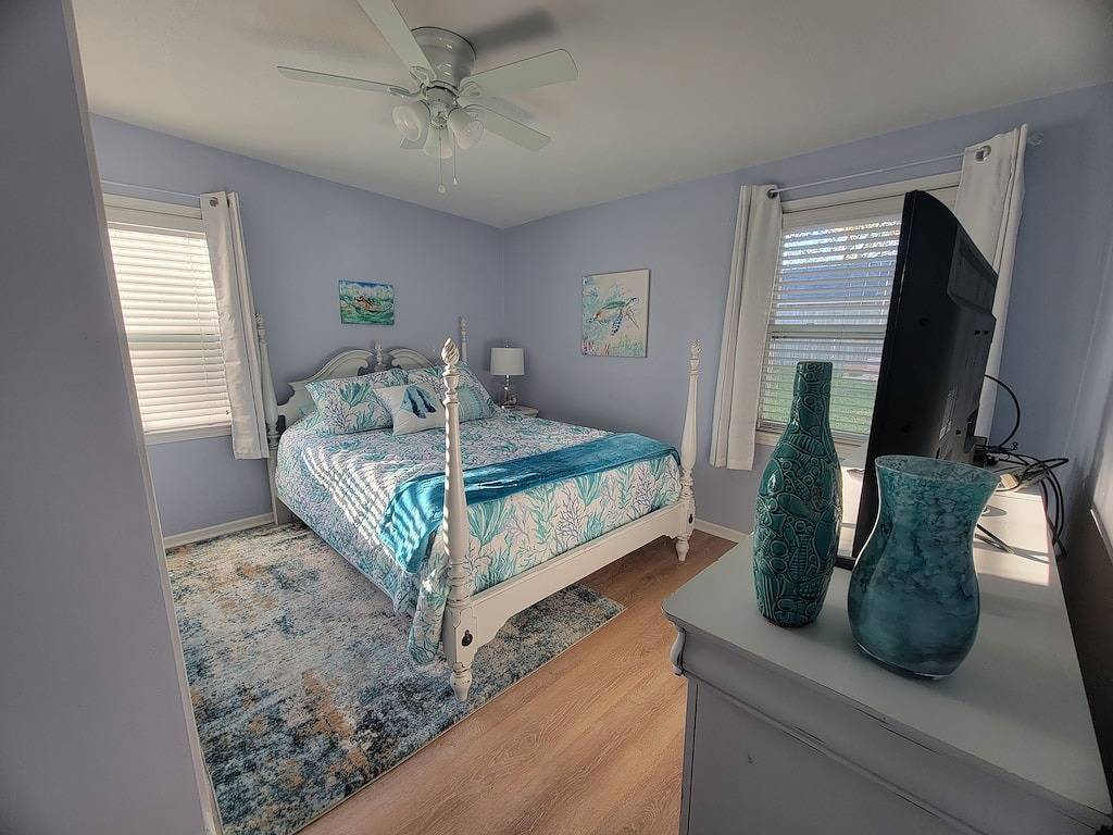 Seahorse Cottage Bungalow - Only 7 Blocks from the Beach in Jacksonville Beach, Duval County