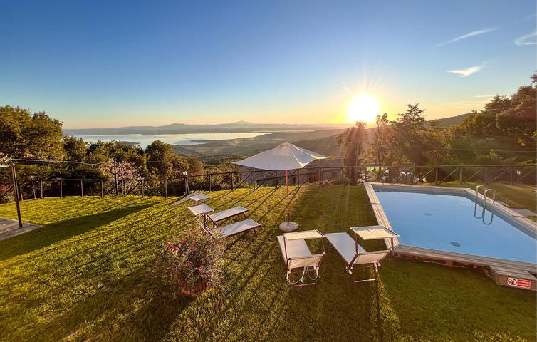 Riverside Retreat: Apartamento de 180 m² con jardín y aparcamiento cerca del restaurante in Lisciano Niccone, Valtiberina
