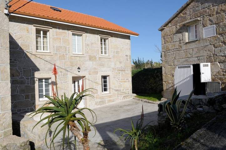 Apartamento para 8 personas, con jardín y vistas en Carnota