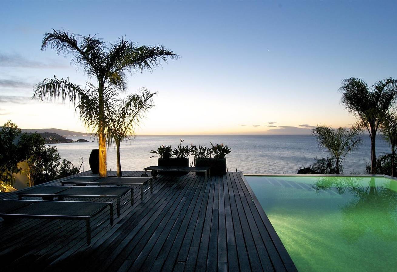 Villa 'Casa Geniol Luxury' con vistas al mar, piscina privada y Wi-Fi in La Herradura, Almuñecar
