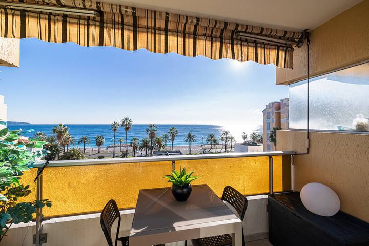 Studio pour 2 personnes, avec Balcon à Nice