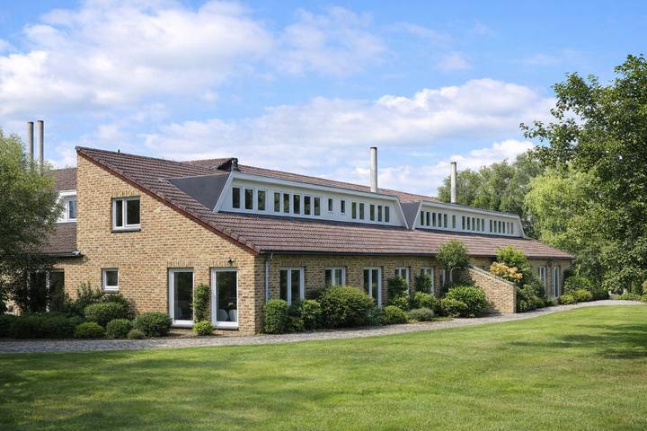 Vakantiehuis voor 15 personen, met balkon/terras en terras in Gulpen