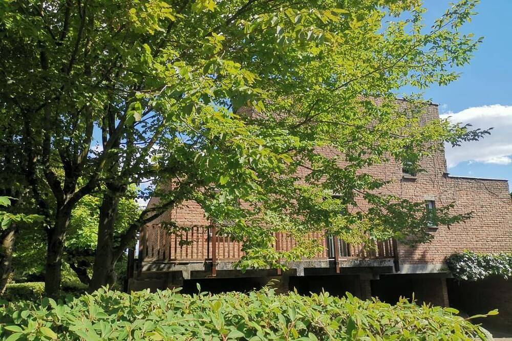 Chambre privative dans maison de 114 m² à 2 min à pied des bois de Cergy in Cergy, Val-d'Oise