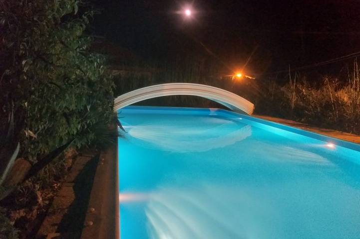 Villa für 6 Personen, mit Balkon und Whirlpool sowie Terrasse und Garten in San Remo