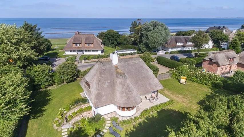 Ferienhaus für 5 Personen, mit Terrasse und Sauna sowie Garten in Keitum - 3
