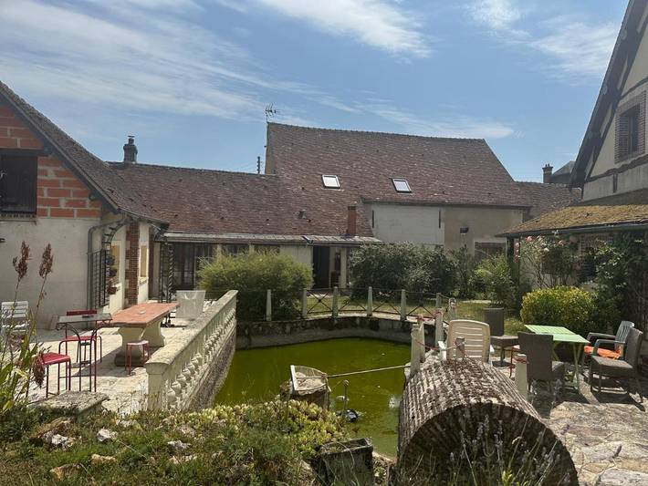 Gîte pour 7 personnes, avec jardin, animaux acceptés à Tillières-sur-Avre