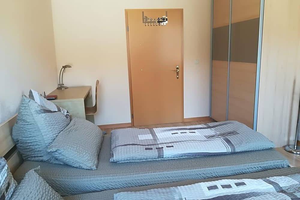 Ganze Wohnung, Ferienwohnung \"Herrenberg\" - Ferienwohnungen Thul in Schweich, Moseleifel