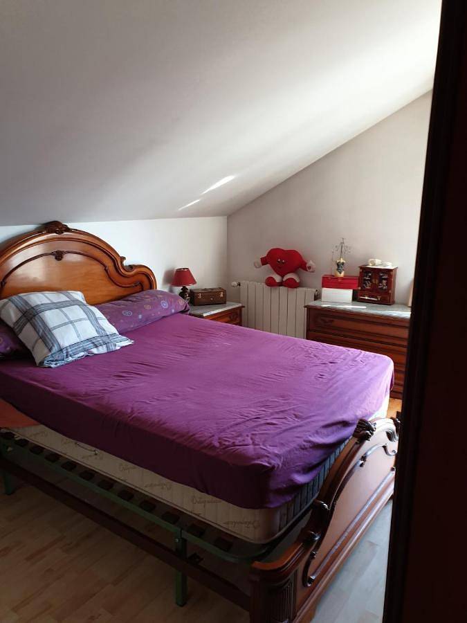 Gîte pour 3 personnes, avec Balcon et Terrasse ainsi que Jardin et Vue à Lourdes - 4