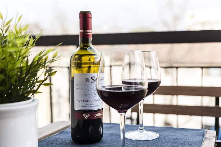 Location de vacances pour 6 personnes, avec balcon à Pise