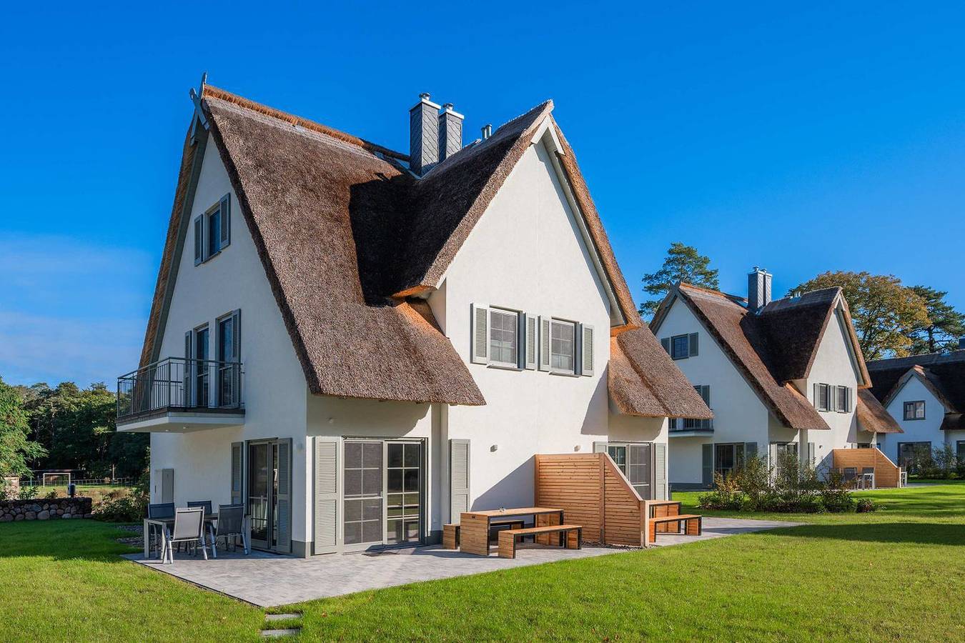 Modernes Ferienhaus im Fischerdorf mit Sauna & Gartenblick – ländlich & luxuriös in Zirchow, Usedom