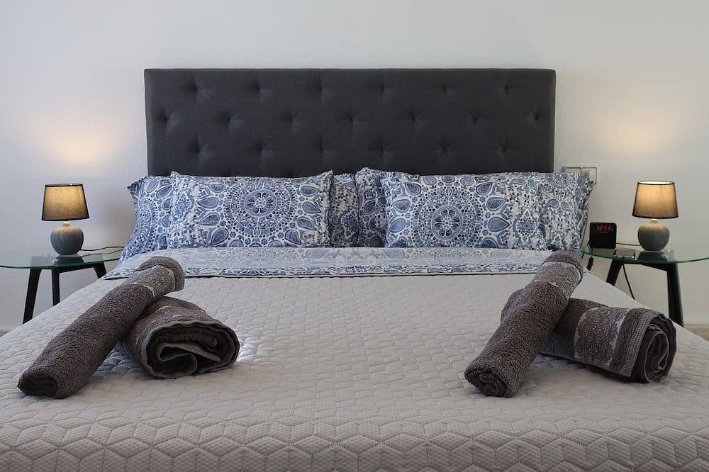 Apartamento entero, Your central and comfortable 100 sqm flat in Valencia City. 10 Gigabit internet in Valencia City Centre, Valencia