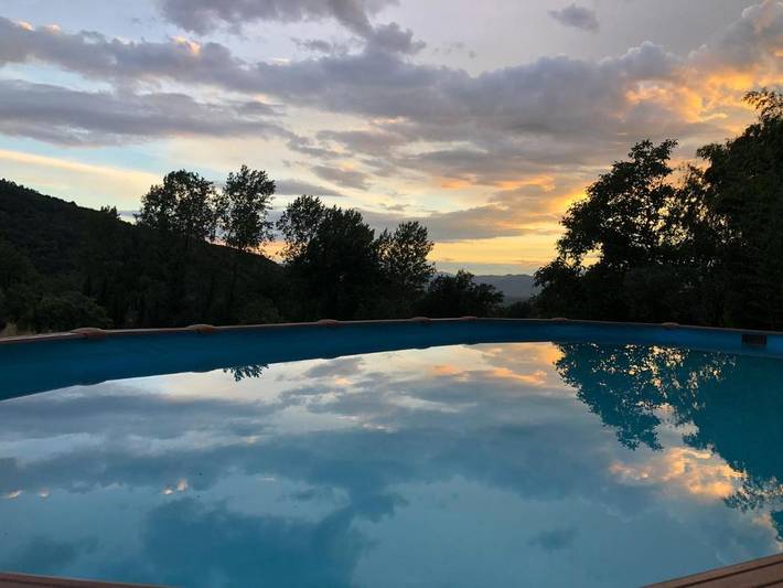 B&b per 2 persone, con Balcone e Terrazza nonché Giardino e Piscina in Lunigiana