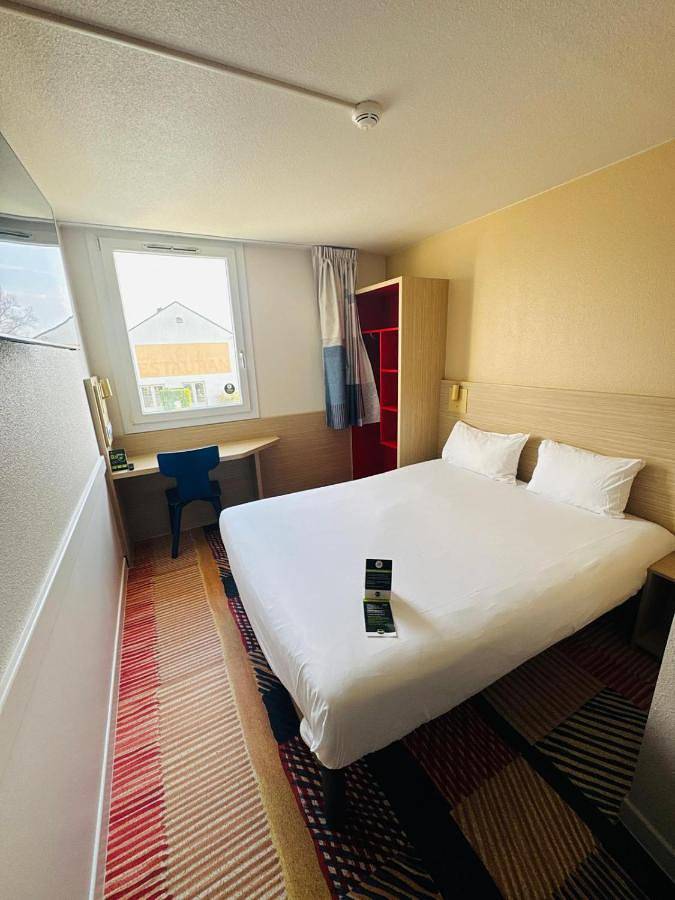 Hôtel pour 2 personnes, avec jardin, animaux acceptés à Saint-Witz