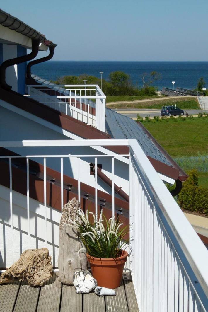 Ferienwohnung für 5 Personen, mit Balkon und Terrasse sowie Garten und Seeblick in Börgerende-Rethwisch - 4