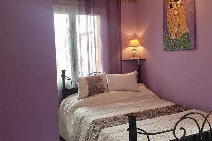 Spacious Farmhouse with Wi-Fi, Terraces, and Lake Access in Brem-sur-Mer, Loire Valley