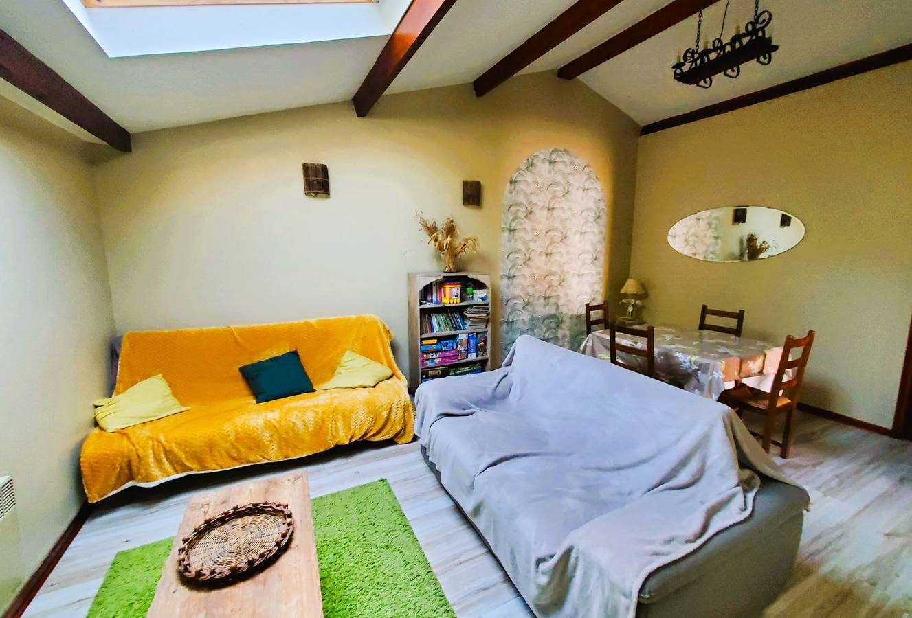 Maison de vacances "Gîte Des Peupliers, Gîte À La Ferme" avec terrasse privée, jardin privé et Wi-Fi in Haut-Loquin, Région de Saint-Omer