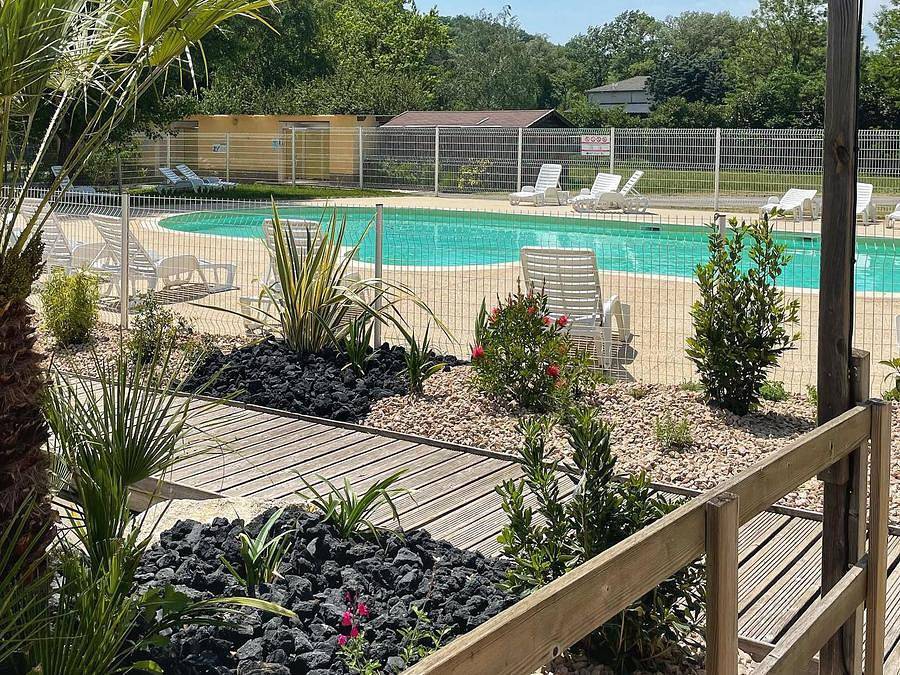 Flower Camping Saint Lambert - Mobilhome 6 personnes - Confort - Tv in Millau, Parc naturel régional des Grands Causses