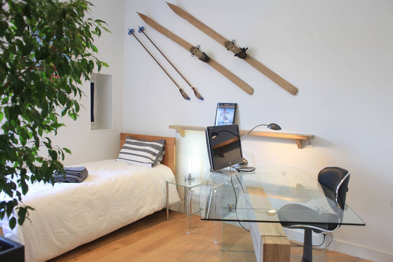 Appartement entier, 70 rue Thiers Championnet, close Sncf, new & design, 2 bedrooms, 1 office in Grenoble, Isère