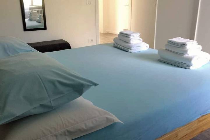 Ganze Wohnung, Moderne und helle Wohnung Sant'Anna 3 in Salo Gardasee in Salò, Gardasee-Berge