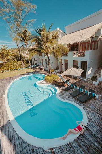 Location de vacances pour 3 personnes, avec vue ainsi que piscine et jardin dans Klong Prao Beach