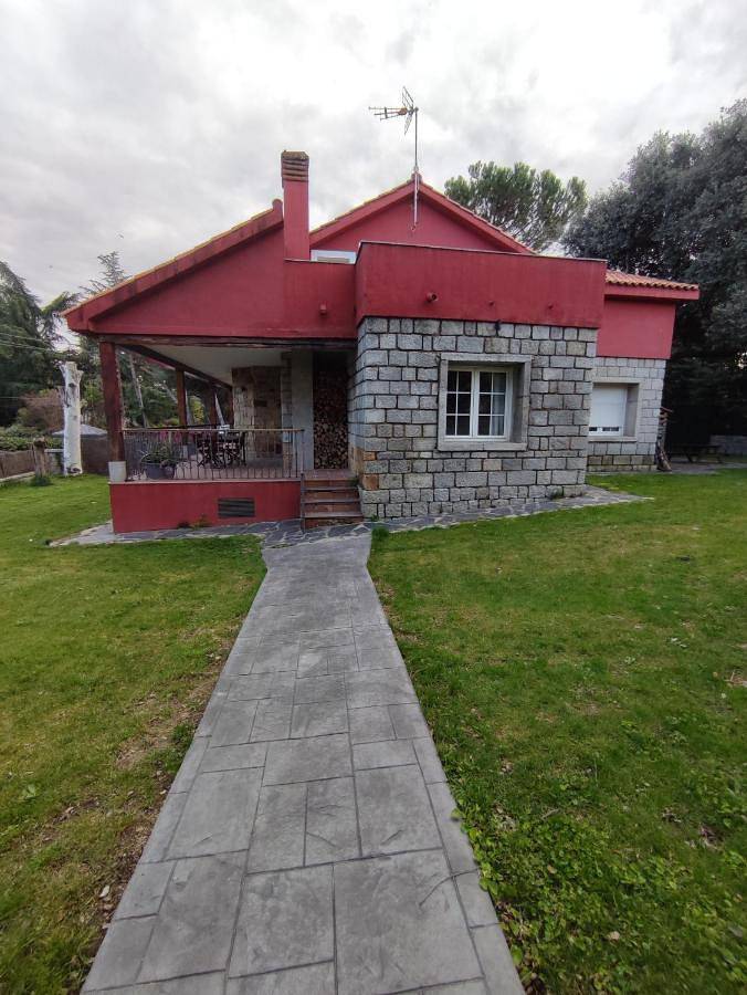 Casa de vacaciones para 8 personas, con jardín además de piscina y vistas en Cuenca del Guadarrama - 3