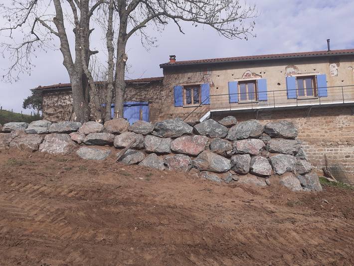 Chambre d’hôte pour 4 personnes, avec jardin, animaux acceptés dans la Loire - 4