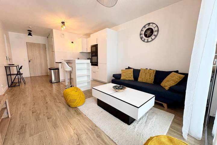 Entire apartment, Péristyle - T2 de standing neuf - Balcon in Lorient, Côte des Mégalithes