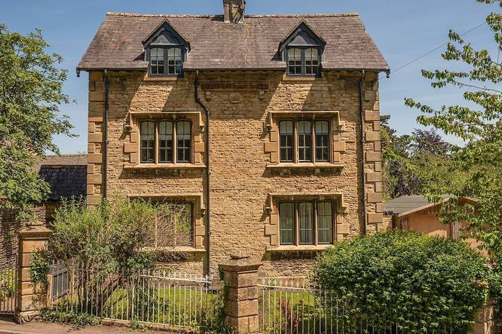 Holiday rental for 8 people, with terrace and garden in Blockley