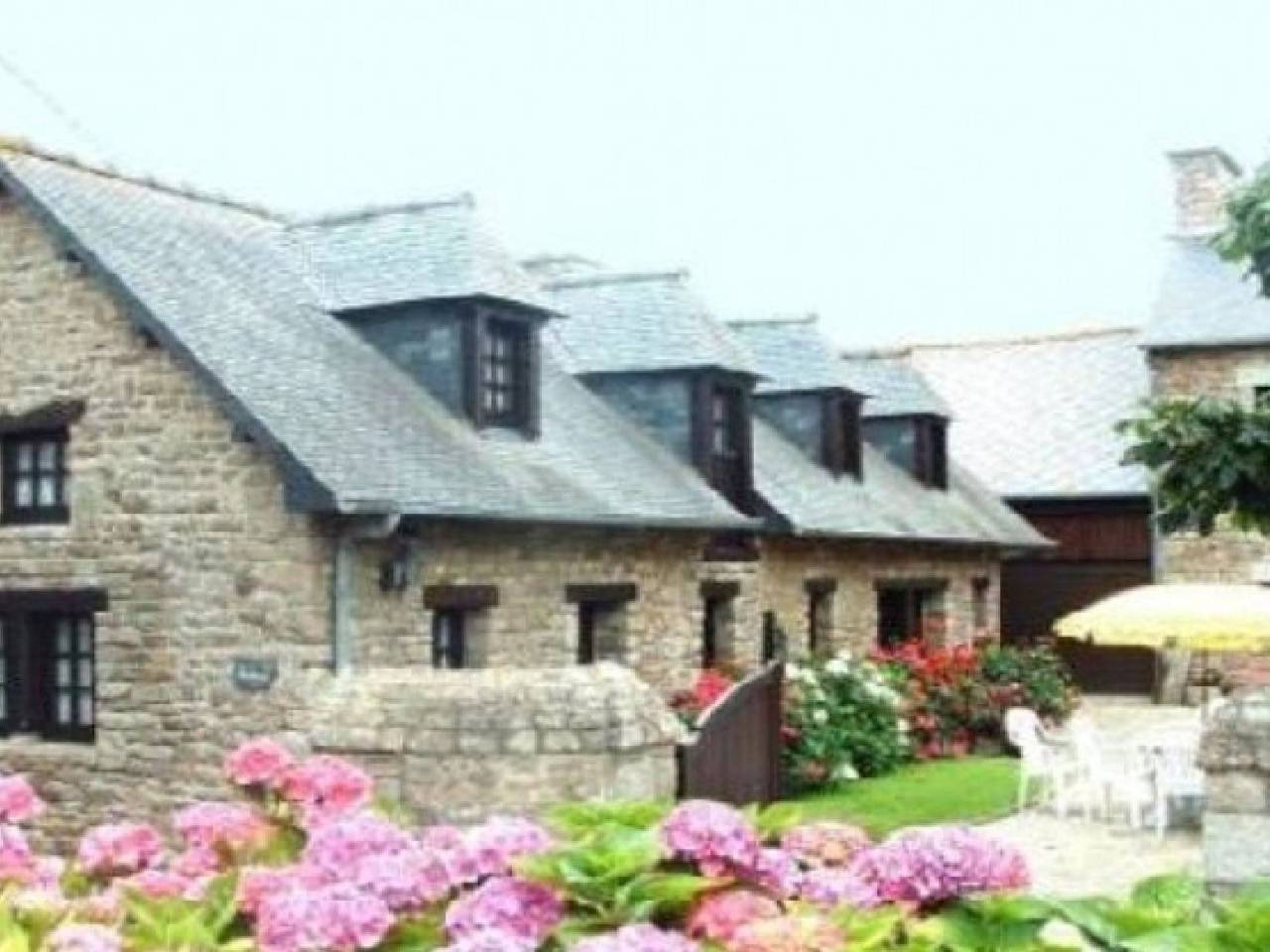 Gîte de Kerberso in Pléhédel in Pléhédel, Côte de Goëlo