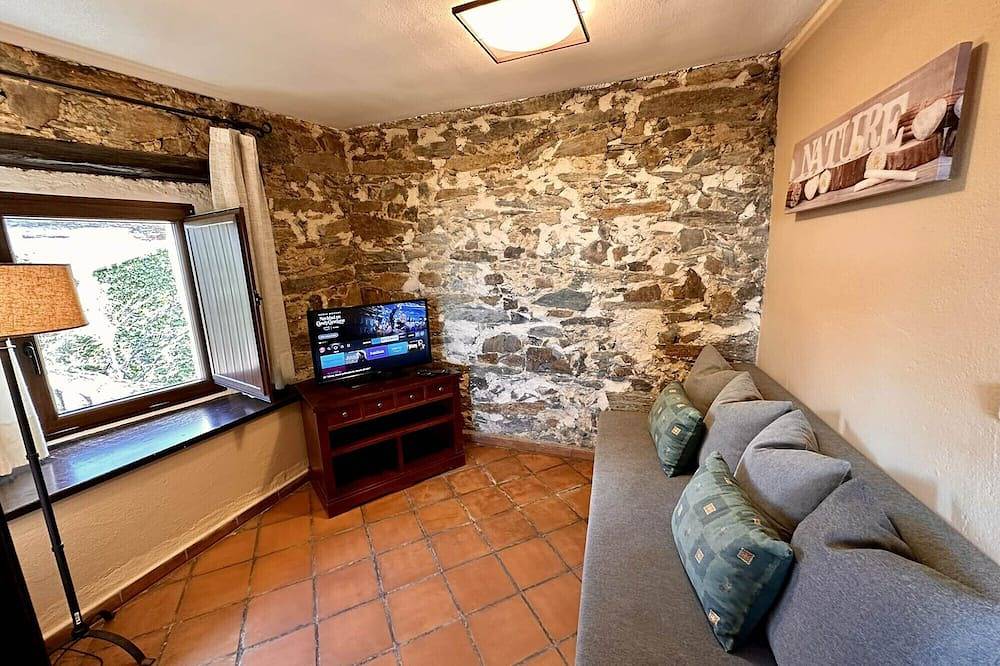 Apartamento entero, Estudio con diseño moderno y funcional in Patones, Provincia de Madrid