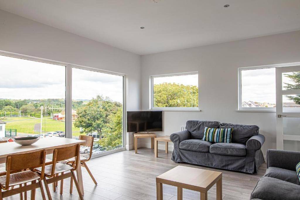 Entire apartment, The Views in Newcastle (County Down), County Down