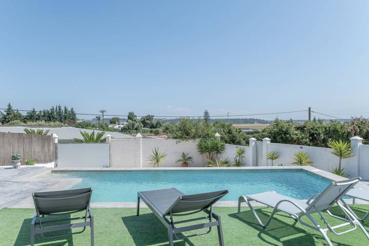 Casa rural para 5 personas, con jardín, Se admiten mascotas en La Janda - 2