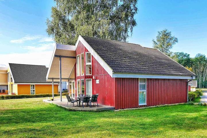 Ferienpark für 6 Personen, mit Whirlpool und Terrasse sowie Garten und Sauna